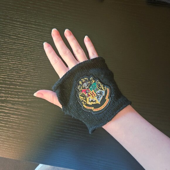 Harry potter gloves and fingerless hand warmers - Picture 3 of 6